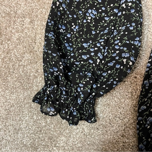 Lulu’s Love Grows Black Floral Print Long Sleeve Tie-Neck Romper - Picture 7 of 9